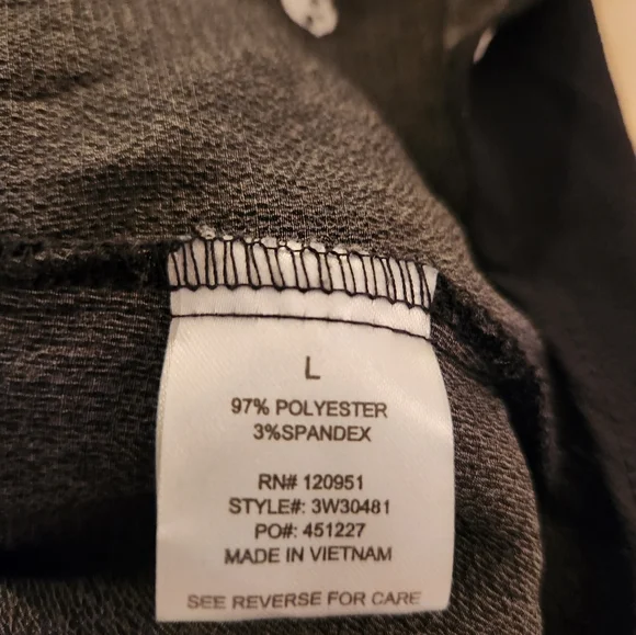 Skull Pattern Women's Shirt, Black Button Down Shirt, Sz Large, Goth Olive & Oak - Picture 5 of 8